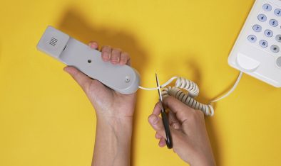 7 Reasons to Cut the Cord on Your Business Landline